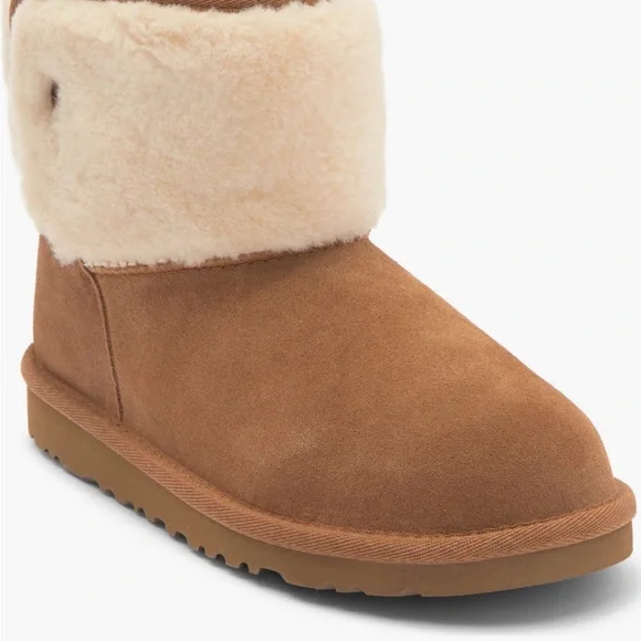 UGG Chestnut Suede Short Boot with Cream Shearling Cuff