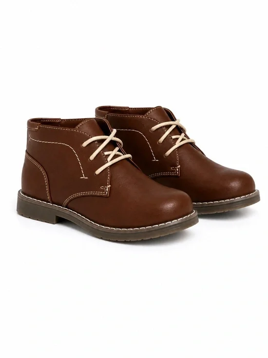New - Steve Madden Kids Brown Lace-Up Chukka Boots with Cream Laces