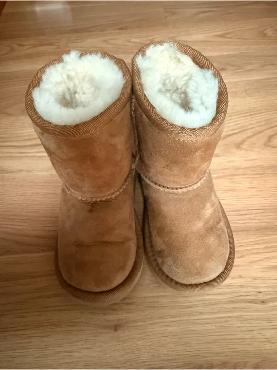 UGG Kids Tan Shearling-Lined Winter Boots