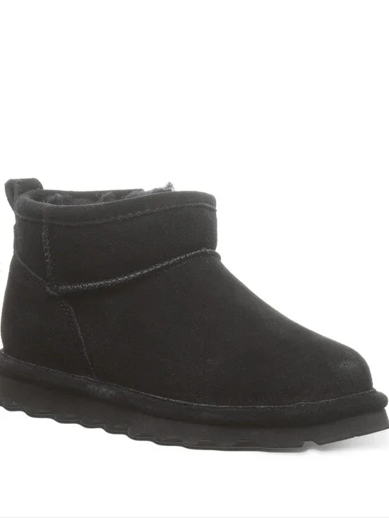 Bearpaw Shorty Youth Black Size 2