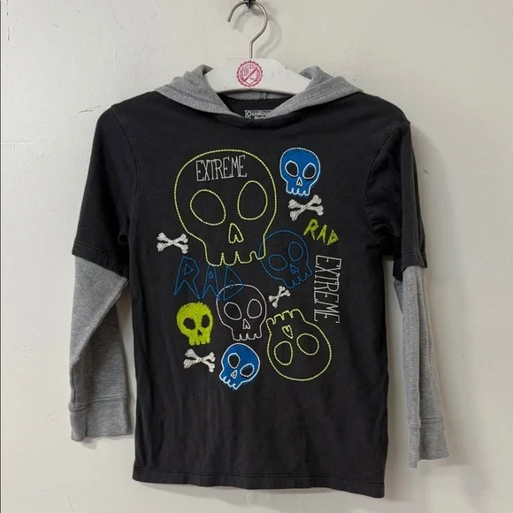 OshKosh B'gosh  Hooded Layered-Look Skull Tee with Gray Sleeves Y2K dated 2013