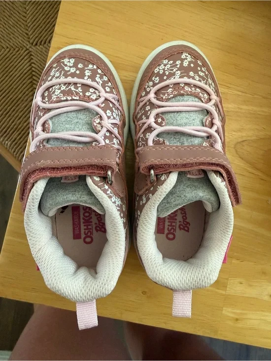 Oshkosh Toddler Girl Pink Floral Velcro Shoes