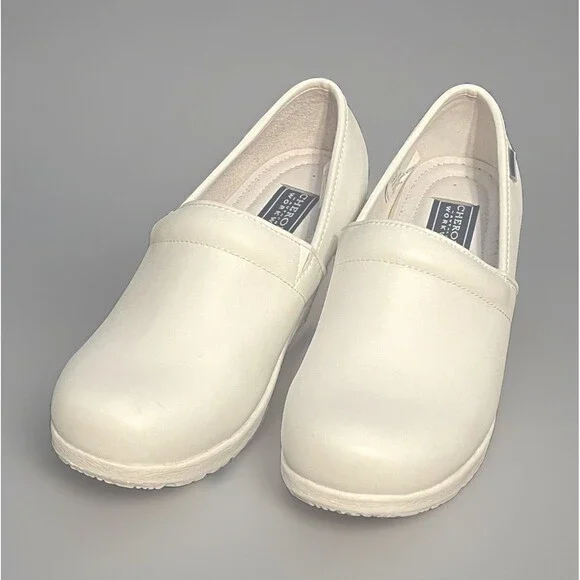 Cherokee White Slip-On Nursing Shoes Workwear Harmony Leather Clogs Women's 9
