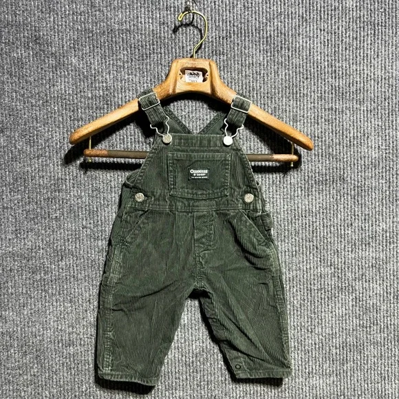 Vintage OshKosh B'gosh Overalls Kids 12M Green Corduroy Bib Dungarees Vestback