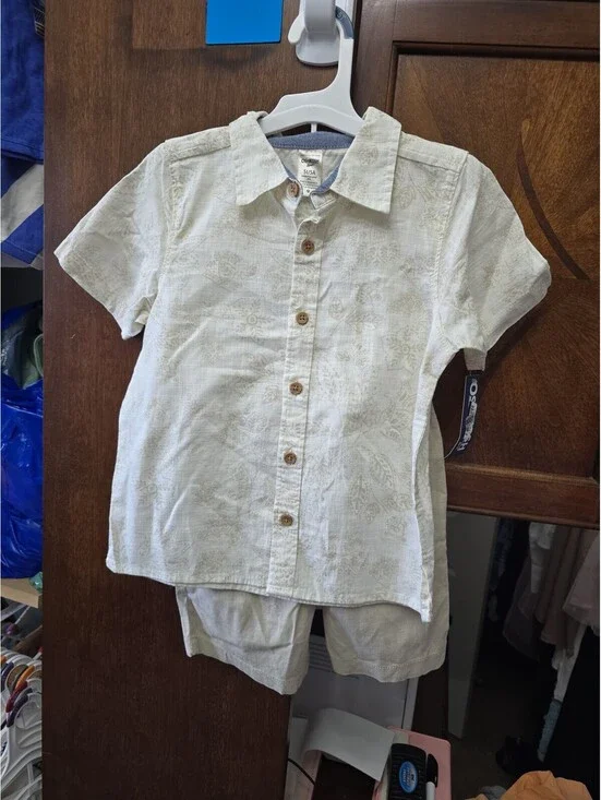 5t brand new shorts outfit set from oshkosh.Item 7G7