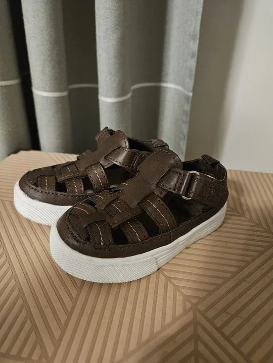 OshKosh Toddler Kids Brown Closed-Toe Sandals with White Sole Boys