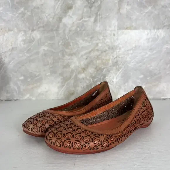 Pikolinos Pisa Laser Cut Leather Ballet Flats Shoes Women's Size 6.5