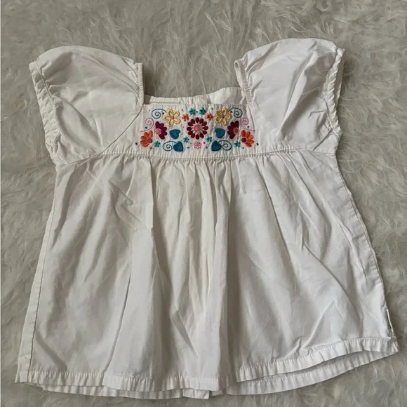 Vintage OshKosh B'gosh White Blouse with Multicolor Floral Embroidery