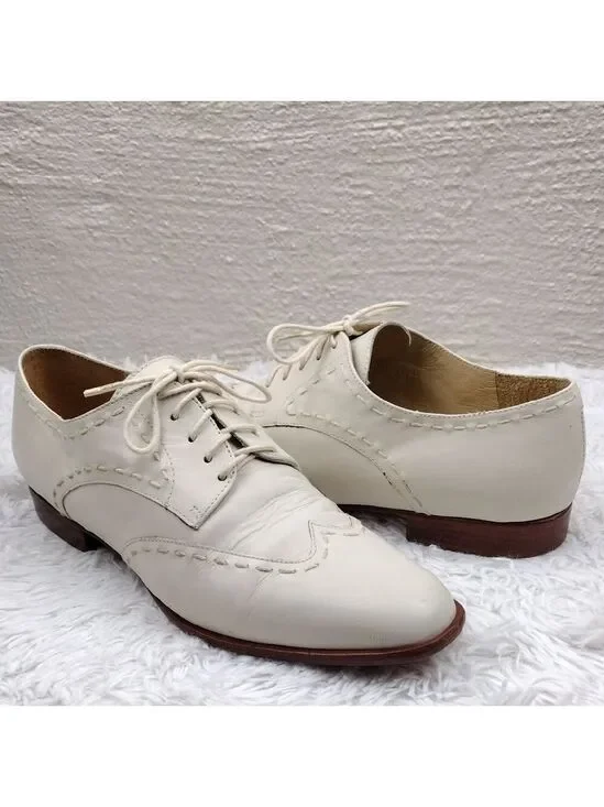 Kenneth Cole New York Cream Leather Stitched Square Toe Lace Up Oxford Shoe