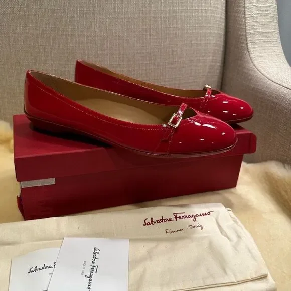 Salvatore Ferragamo Women’s Varrina flat  leather flat red ballet size 10, NIB