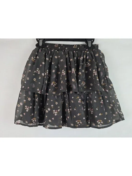 OskKosh B'gosh Girl's Skirt Size 8 / 8A Gray Floral Ruffle Tiered Elastic Waist
