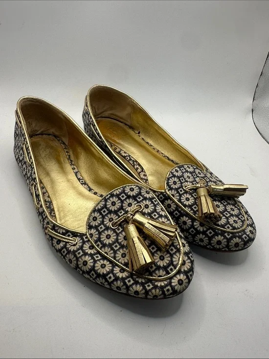 Patterned Tassel Loafers in Black and Gold size 6.5