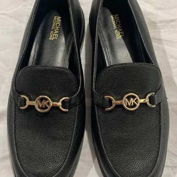 Shoes women’s size 6 M black Michael Kors Loafers