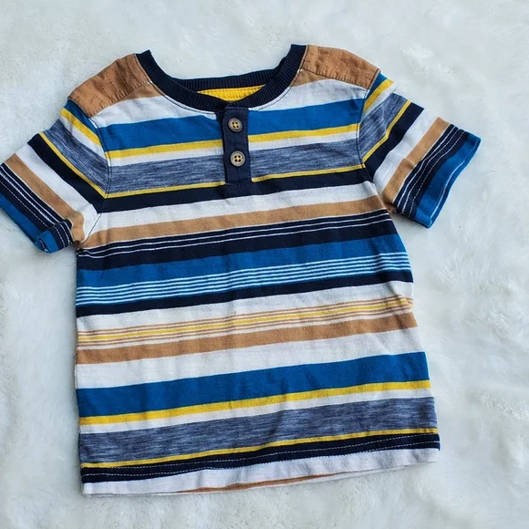 Cute t-shirt size 3T