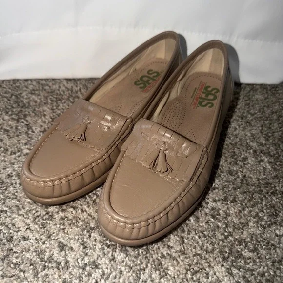 SAS Tripad Comfort Womens 8 N Tan Leather Kiltie Tassel Loafers Made in USA