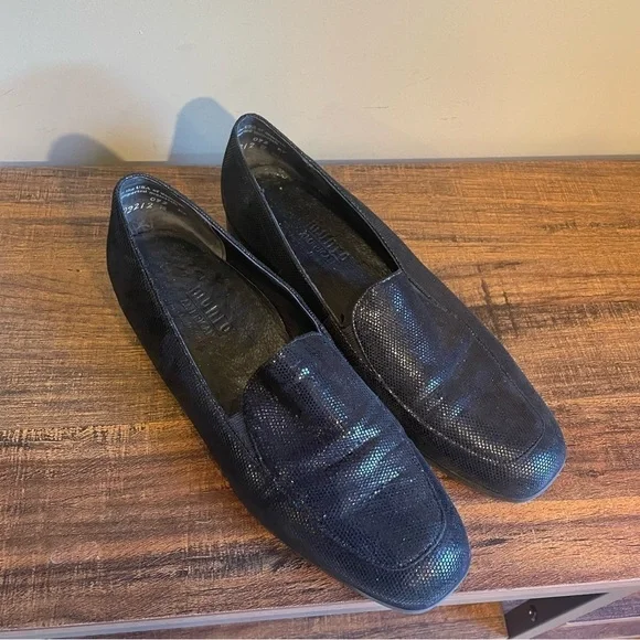 Munro AMERICAN Black Stretch Leather slip on Loafers shoes Woman’s 8