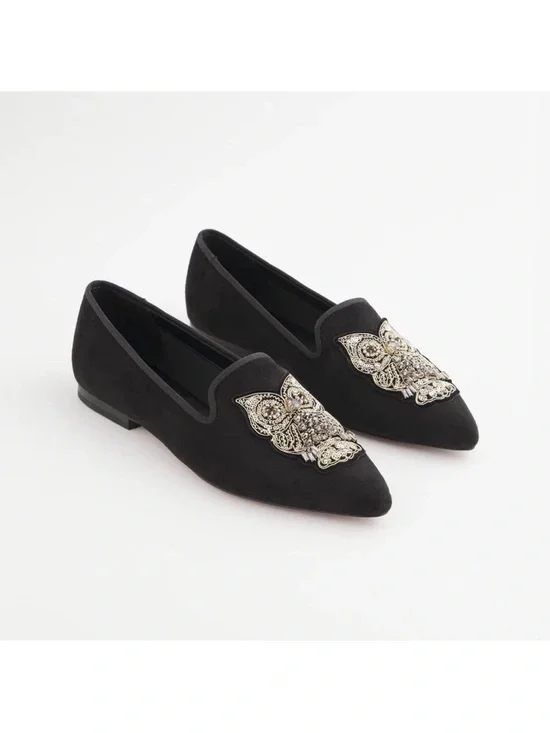 Chico’s Black Suede Pointed Toe Flats Gold beaded Owl Embellishment Size 6.5