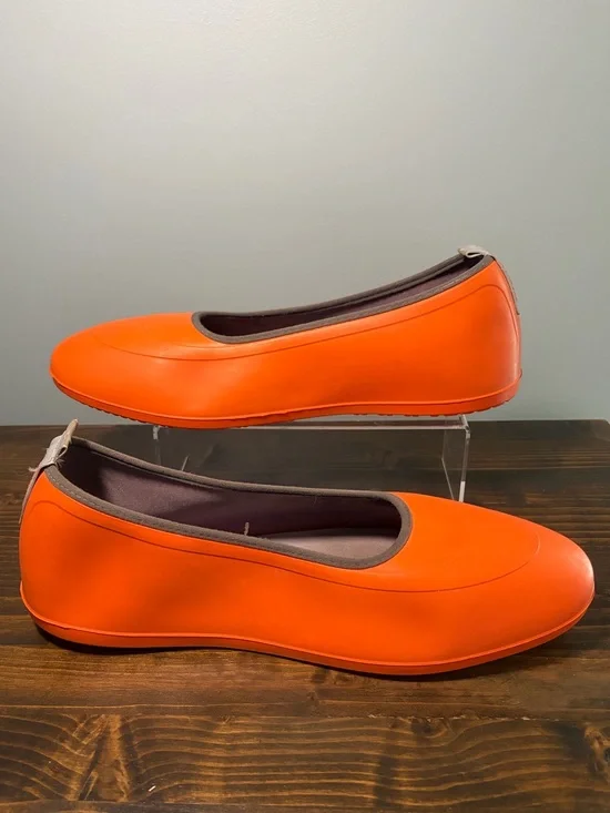 Men’s Classic Swims Orange Slip-On Galoshes Size XXL or Size 12-13.