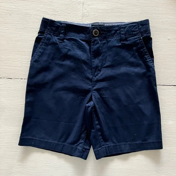 NWT OshKosh Boys Navy Chino Shorts Size 8
