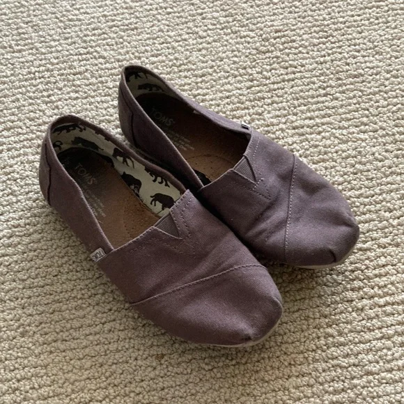Tom’s Classics Alpargata Shoes Loafers Flats Grey Excellent Conditon Size 8 EUC