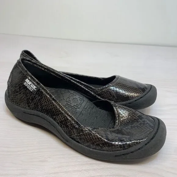 Muk‎ Luk Sport Shoes Womens 9 Brown Black Snake Slip On Comfort Loafers