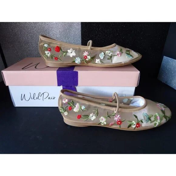 Wild Pair August Floral Embroidered Mesh Ballet Flats - Nude (Size US Women's 7)