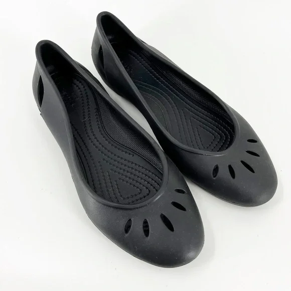 ✅ Crocs Kelli Women’s Flats Iconic‎ Comfort Size: 8 BLACK