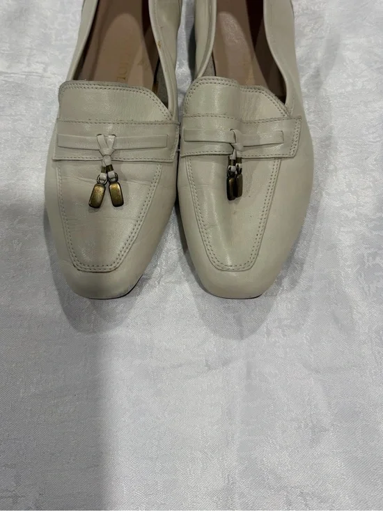 Women’s Cream Leather Tassel Loafers