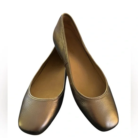 Vionic Orinda Square Toe Ballet Flat Sz 9.5” Metallic Pewter Leather Holiday