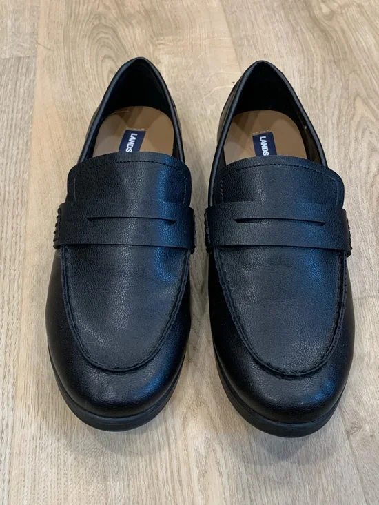 Lands’ End Youth 5 Loafers
