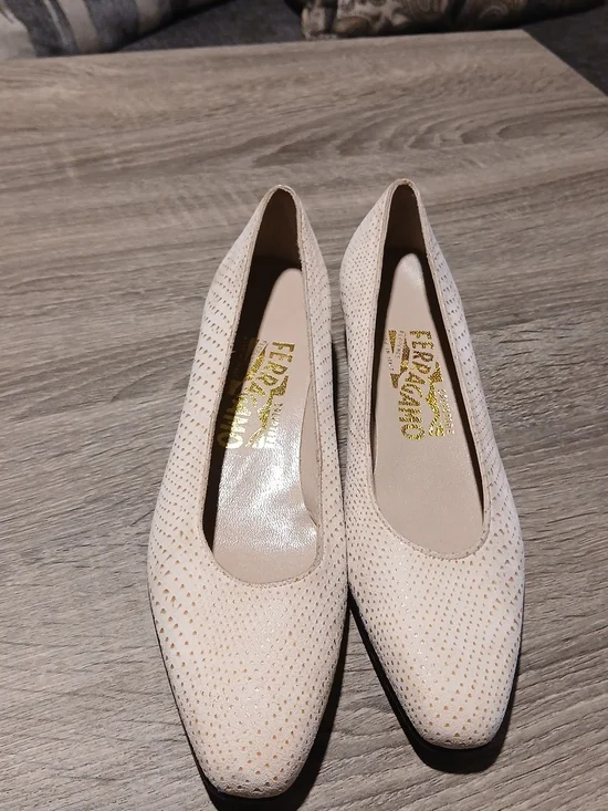 Salvatore Ferragamo Vintage White Perforated Suede Ballet Flats Sz 6.5