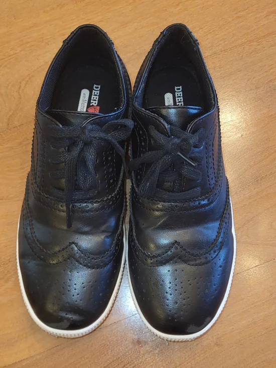 DEER Stags Boy's Black Casual Wingtip Sneakers
