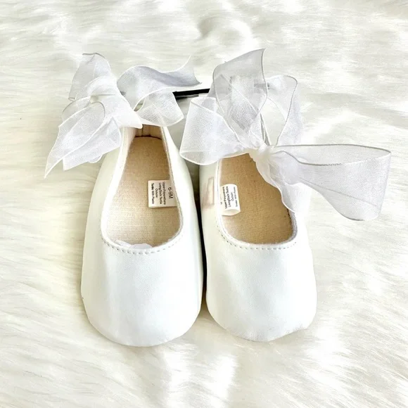 PAINTABLE RIBBON SHOES