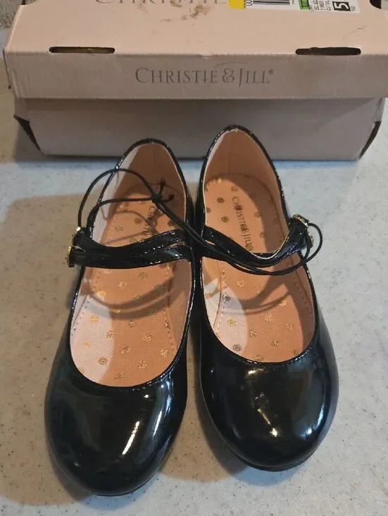 Cherokee Black Patent Mary Jane Girls' Dress Shoes