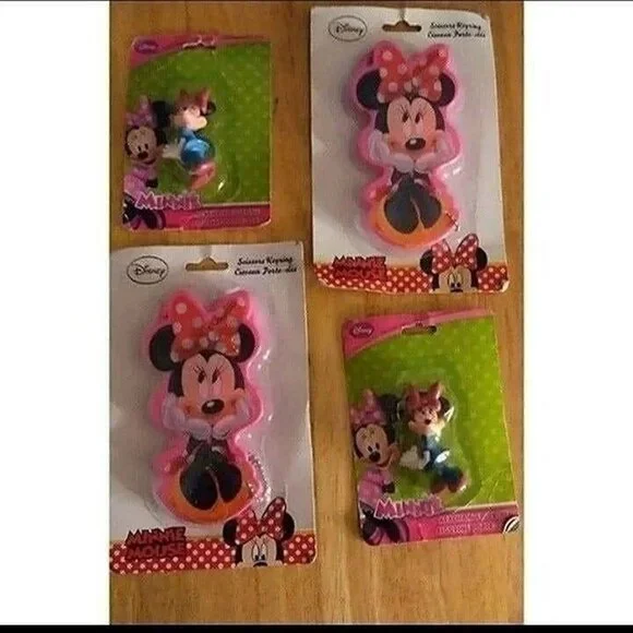 Minnie 2 DISNEY SCISSORS & 2 MINNIE KEYCHAIN. BRAND NEW