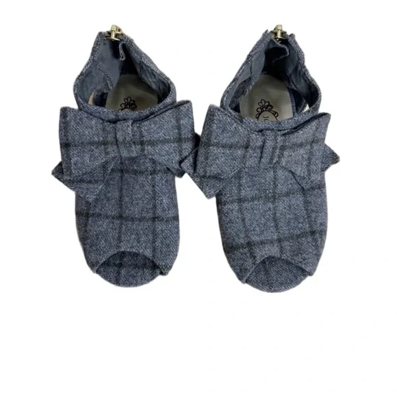 Joyfloie Sophie Gray Plaid Sophie Shoes. Great Condition. Size 10. HTF. Bow