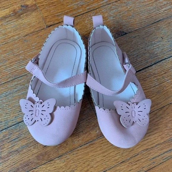𝅺h&m|butterfly Ballet Shoes- Size 4-5