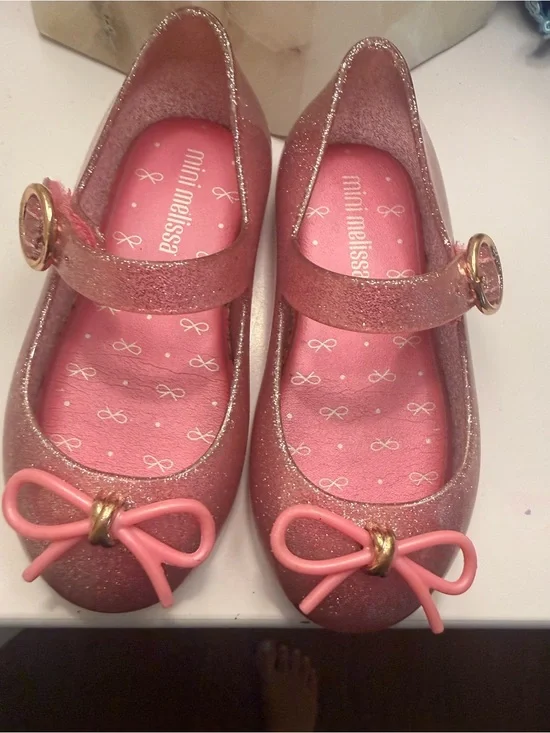Mini Melissa Girls' Glitter Pink Mary Janes with Bow Accent