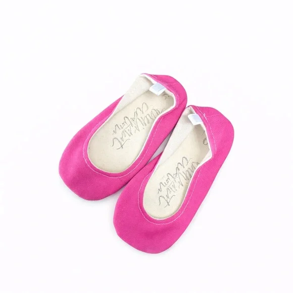 Wren’s Nest Creations Pink Canvas Ballet Flats. Size 6 Great Condition Soft Sole