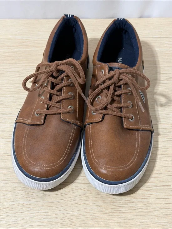Nautica Brown Leather-Trim Navy Slip-On Sneakers