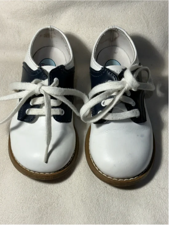 Kids Unisex Dress Shoes White and Navy