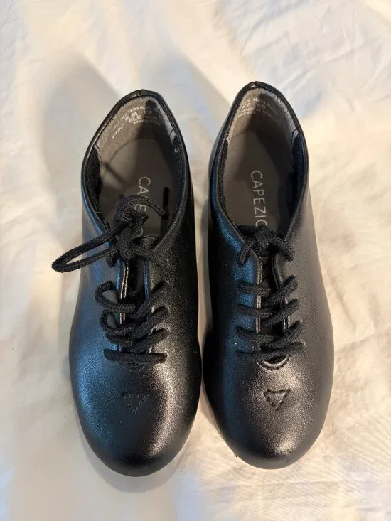 Capezio Black Lace-Up Tap Shoes for Kids