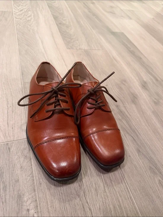 Florsheinm Boys Brown Dress Shoes Size 2.5