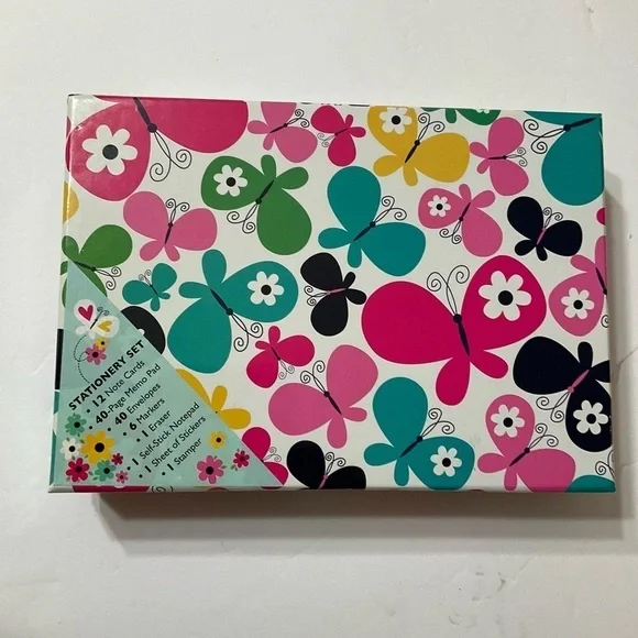 Scholastic Inc. Stationery Set Pink Light Design Ages 8 & Up Pink Turquoise
