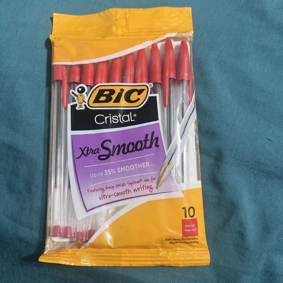 NEW BIC Cristal Xtra Smooth Ball Pen 10 Ct - 1 Pack- Medium Point (1.0 mm) - Red