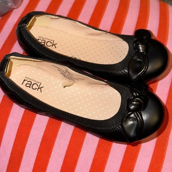 Girls Black Slip On Ballet Shoes‎