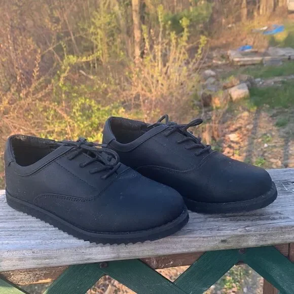 Cat & Jack Black Dress Shoes Sz 2 NIB