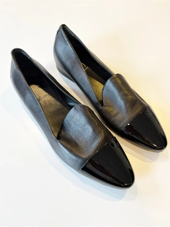 AGL || Cap Toe Flats Loafers Black Patent‎ Leather 39.5