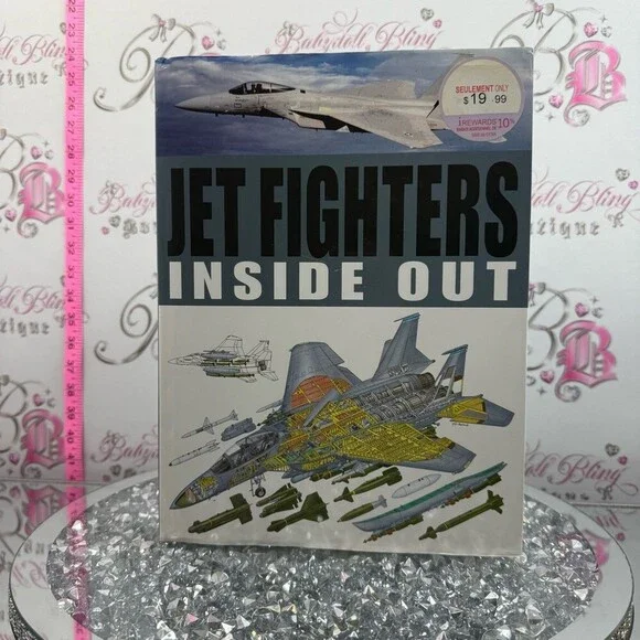 Book Jet Fighters Inside Out - Illustrated Aircraft Reference (Gray/White)