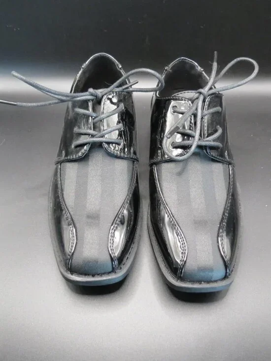 Felipe Stefano Boys Black Oxford Dress Shoes Patent Leather Size 13M